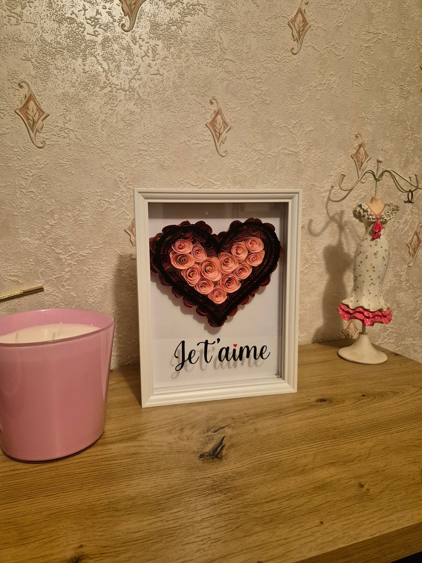 Cadre lumineux personnalisé – Cœur fleuri & message au choix